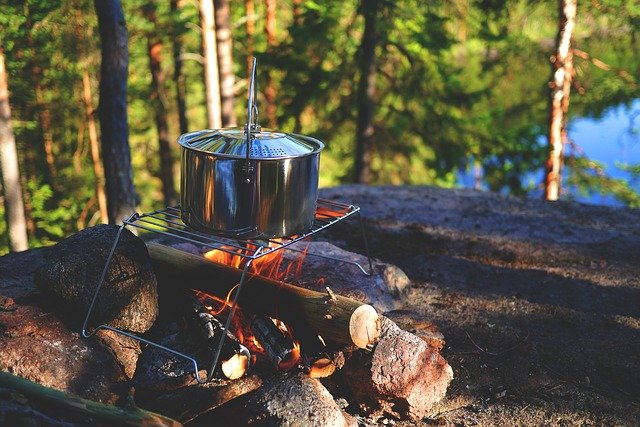 Que faire griller au feu de camp ?